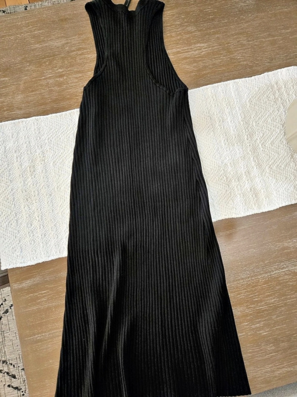 BCBGMAXAZRIA Ribbed Maxi Dress in Black Size Small Like New